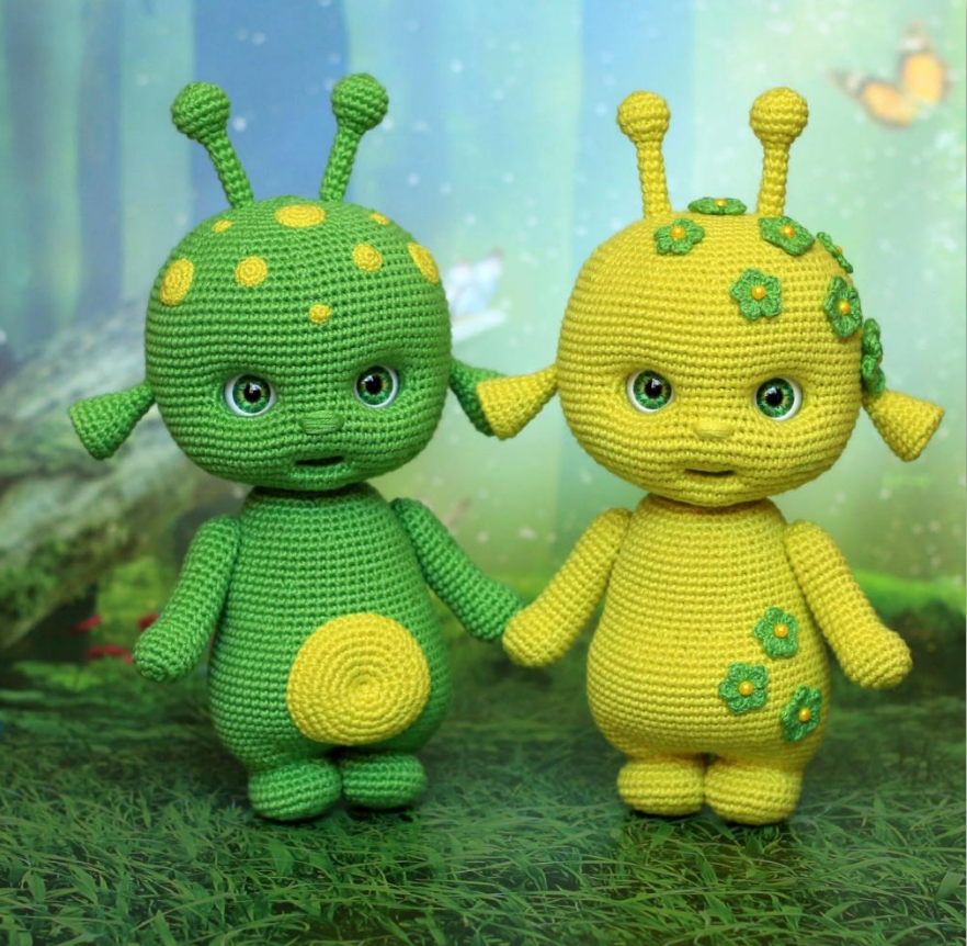 Garçon et Fille Aliens - Modèle de Crochet